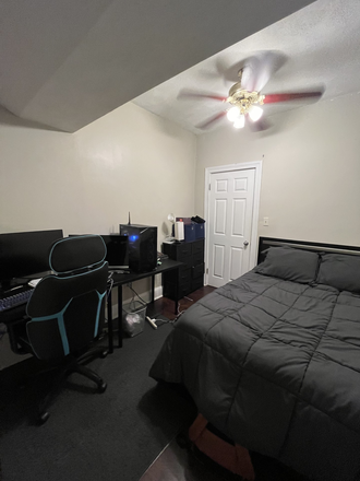 Bedroom 1 - May-August 2026 || Summer 1/2 || Sublet for entire unit (2 Bedrooms) || 2 Bed 1 Bathroom Unit