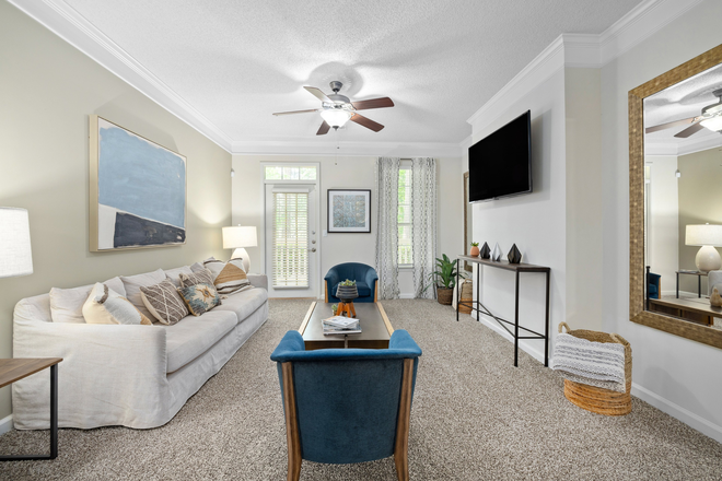 Living room - MAA Pleasant Hill Apartments