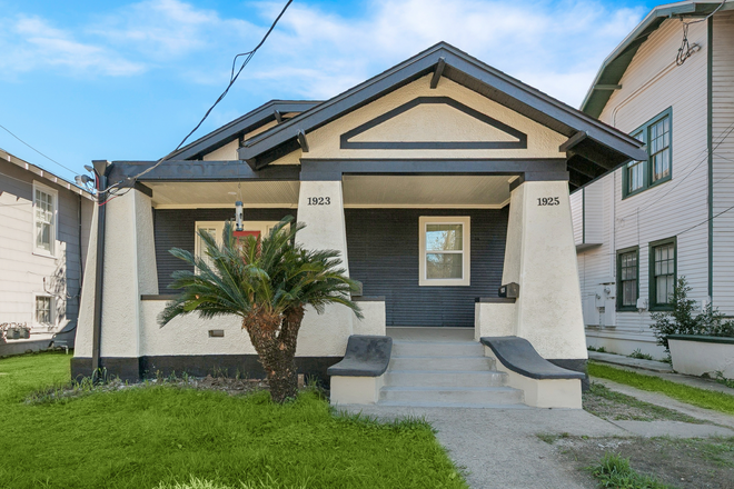 Outside Street View - Newly Renovated, Furnished Rooms in 4BD/3BA