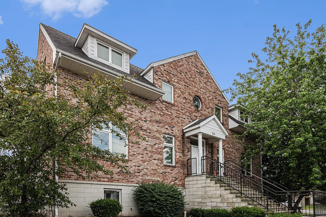 Exterior - Modern Notre Dame Student Co-Living | Private Bedrooms & Shared Luxury Common Spaces