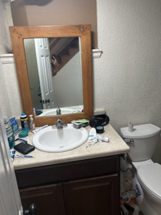 bathroom - Spring Sublease