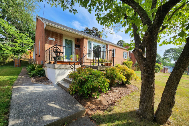 Street View - 3 Bedroom House in Perrywood.