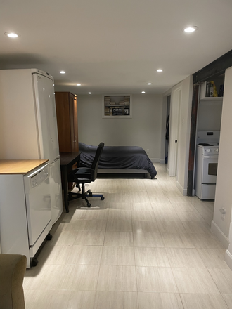 Main apartment - Leaside Basement Apartment