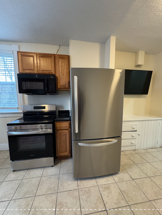 Kitchen - Hugh 7 Bedroom 4 bathroom option! Apartments