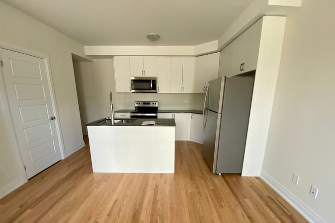 livingroom/kitchen - 2-Bedrooms stacked town home