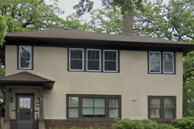 Upper Unit - WALK ACROSS THE STREET TO CAMPUS