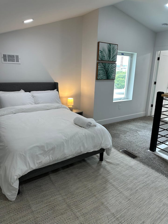 Bed room - Healthcare Haven