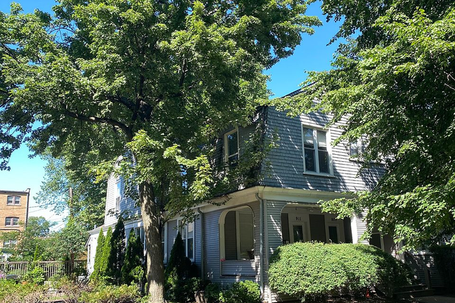 Exterior - House close to campus
