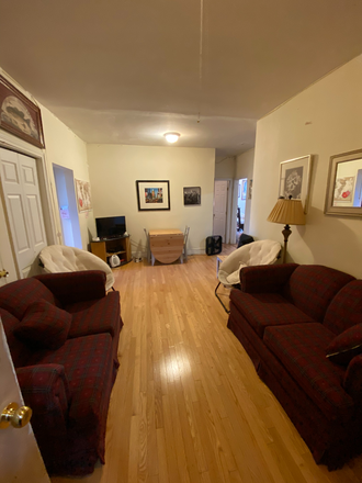 ! - NO FEE Large 4 bed right near BU Central. HT/HW incl, laundry, quality kitchen space (Ref#185329606)