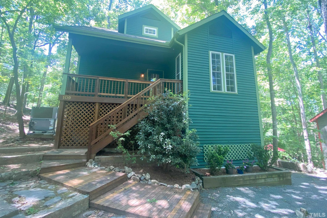 Here's another view of the front. - Forested nbhd, private entrance - your own room, ofc, bathrm - dog-walking for lower rent House