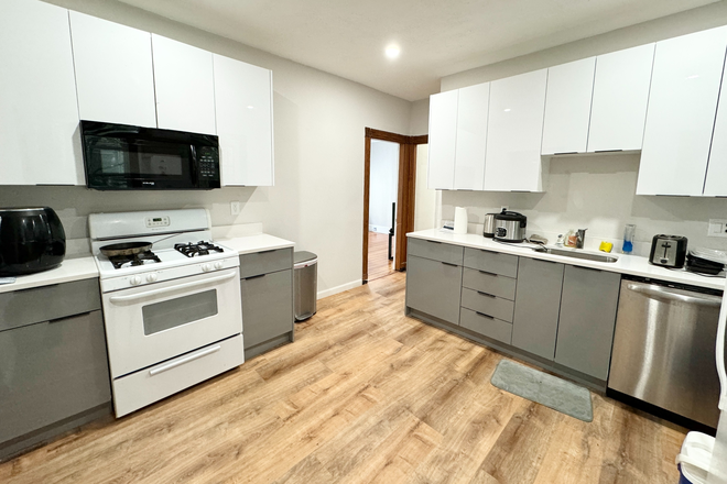 Kitchen - 37 Sudan St., #2, Boston, MA 02125 (Dorchester)