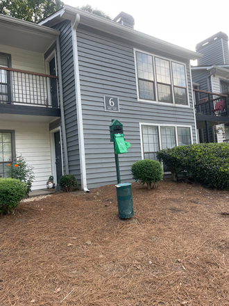 Outside View - Summit Pointe