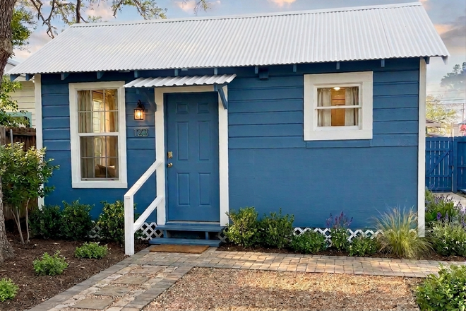 Exterior of Casita - Casita: Ready for move-in! (Bills Included)