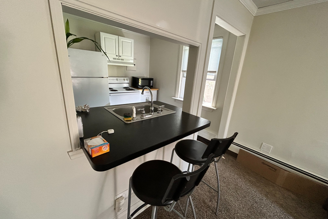 LIVINGROOM - Private Residency House