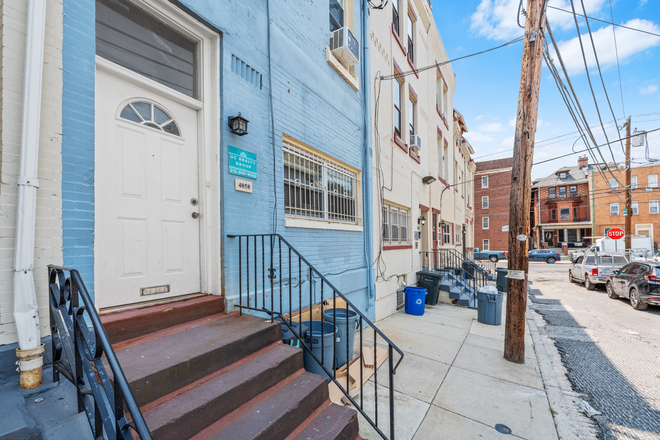 Irving and 40th St - 4058 Irvig - 6bed/3ba Townhome walking distance to Penn