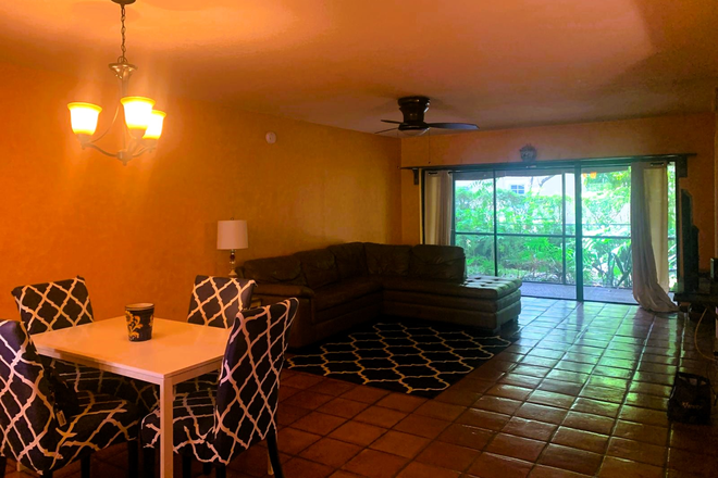 Dining, family - 2 ROOMS available for RENT in a 2 bedroom-2 bath Condo
