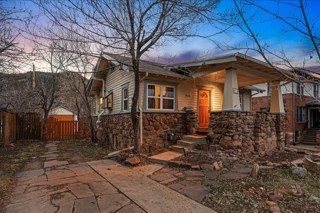 Exterior - Stonehenge - On The Hill