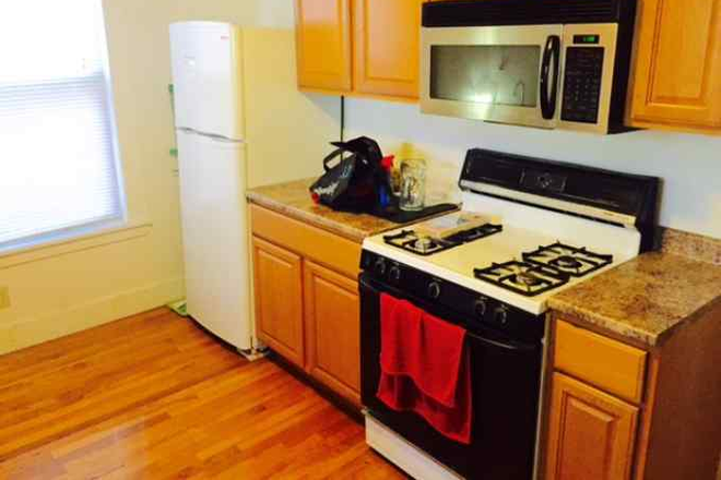 kitchen - Great location! Kendall sq, redline, MIT, 2 rooms studio, No fee Apartments