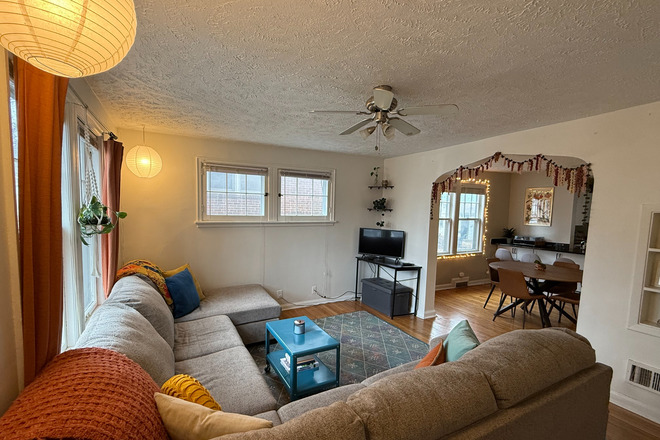 Living room - Bright and Cozy Duplex Close to Campus