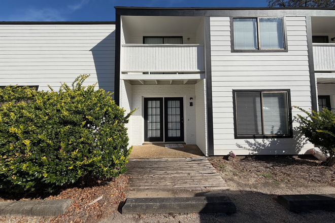 - Shady Glenn Condo Unit 311-B
