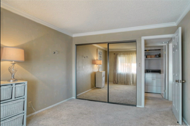 Bedroom - Private Bedroom & Bathroom in a 2/2 Unit in Bay Park