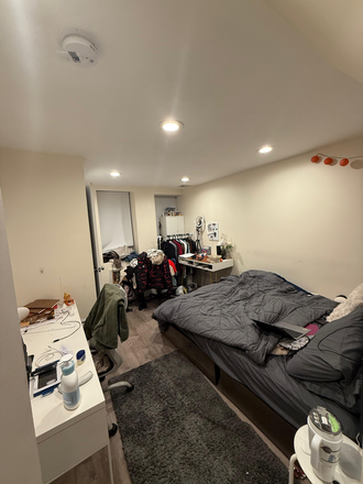 The room - 79 Brighton Avenue Apt 1