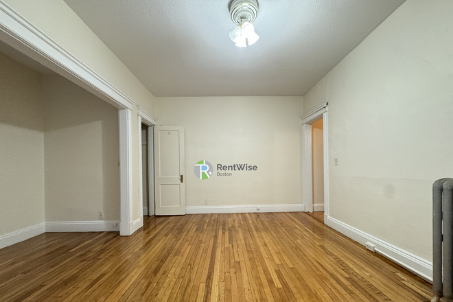1 - AVAIL NOW-Gorgeous Allston Studio w Alcove, H/HW inc. Student OK! NO FEE! Apartments