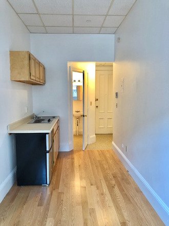 STUDIO - NO BROKER FEE - UNFURNISHED BACK BAY STUDIO AT 405 BEACON STREET AVAILABLE NOW