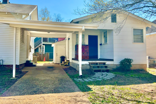 Exterior - 1201 12th Street House