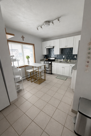 1 - SEPT 2026 – Spring Hill 1 Bed with Roof Deck, Balcony & Modern Kitchen! No Broker Fees!