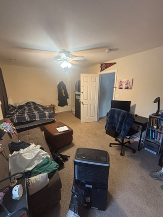 Bedroom View - Unit Available close to Campus for Spring Sub-lease