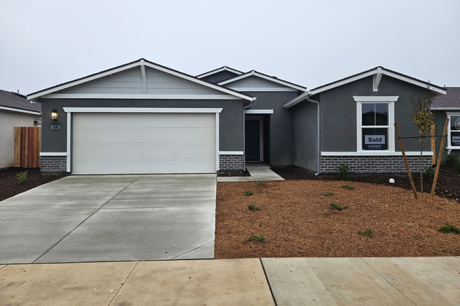 Front - Single Family house, Rooms for rent near UC Merced,