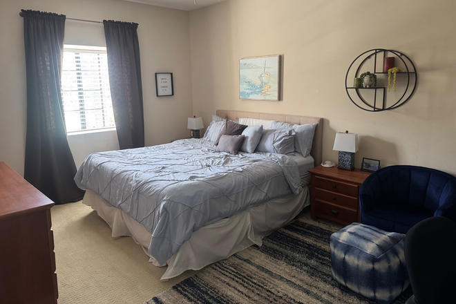 Upstairs Bedroom with Cal King, Desk, dressers, overlooking trail - Room in resort style house near hiking trail