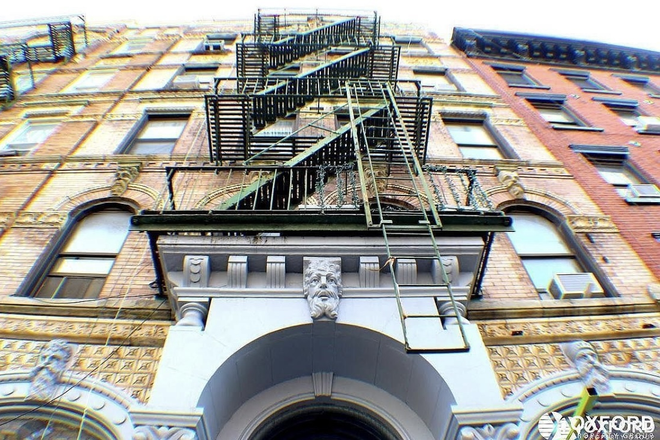 Outside - 96 Saint Marks Place Apartments