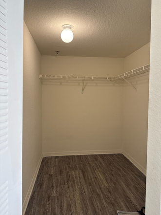 Closet - Mercury 3100 Apartments