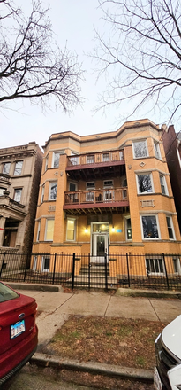 Building front - Large 1200 SF Renovated 2BR (2026) | In-Unit Laundry | Quiet Block | Easy Parking |$500 Move‑In Cred