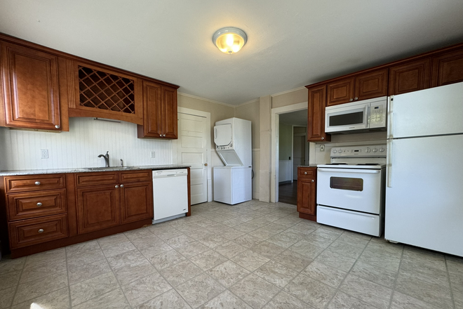 Kitchen - 46 Old Amherst Road #1