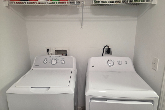 Washer/Dryer Unit - The Courtyards 500 – 1 Bed Available in 2 Bedroom Unit Apartments