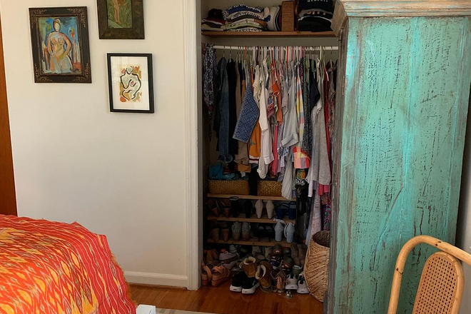 bedroom 1 closet - 121 Beaufain, high ground: Walking distance to MUSC and the Battery for sunsets in historic district House