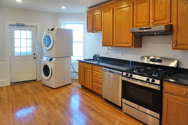 . - Beautifully updated 3 bedroom, 1 bathroom Near MIT