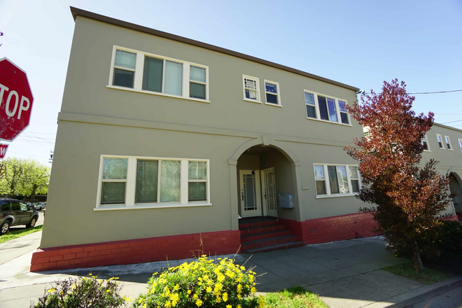 Outside Street View - Apartment for Rent Near UC Berkeley Campus