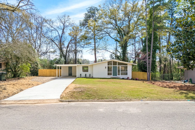 Photo - 720 Harper Avenue House