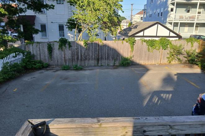 back lot with free parking space - 6 bed 2 bath house near campus! $835/mo + utilities. Free parking space.