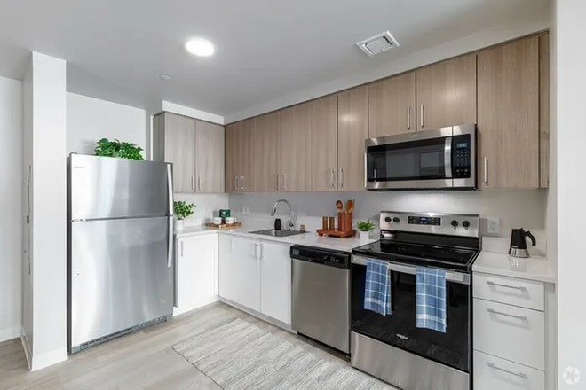 - Lease takeover Fieldstone Slate