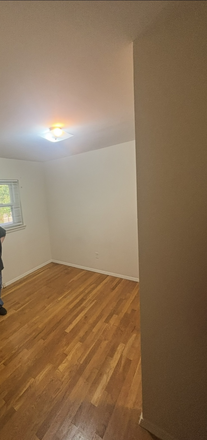 Bedroom - Adelphi room available near campus House
