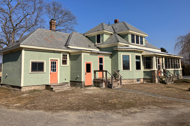 Street view - 4 Bedroom House- Easy access to surrounding area