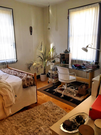 br - 2 rooms available. All girl unit. Can be furnished