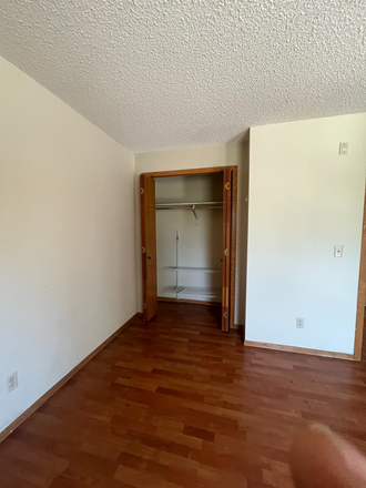 closet in bedroom - Gold Run Apartment Complex, Close to Campus