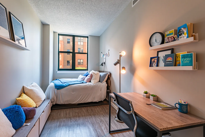 bedroom - University View Apartments.