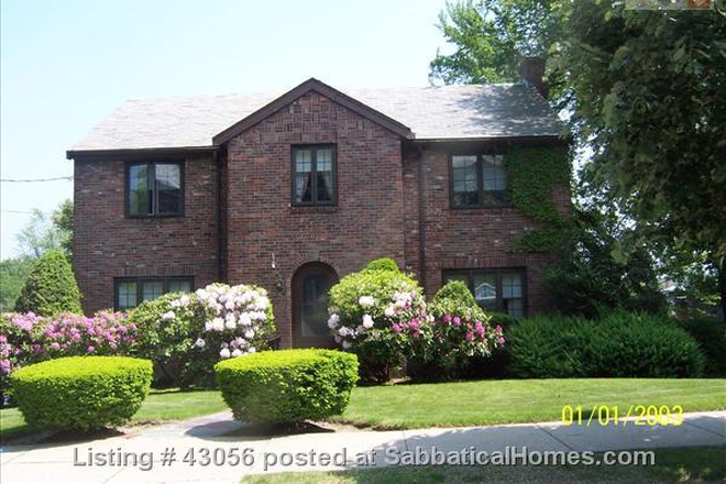 House front - Fall Rental (August 15- January 15)